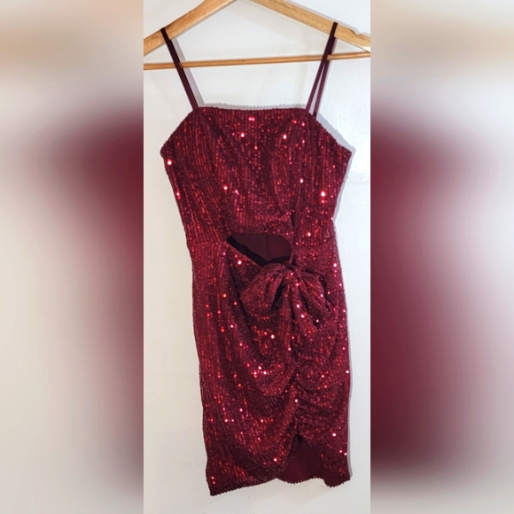 City Vibe Junior's Red Sequin Dress W/ Waist Peekaboo Size XS Juniors - Picture 1 of 7